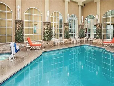 Desert Palms Hotel & Suites Anaheim Resort