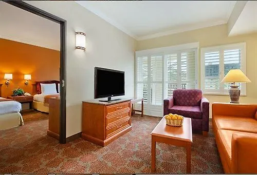 Desert Palms Hotel & Suites Anaheim Resort 3*,